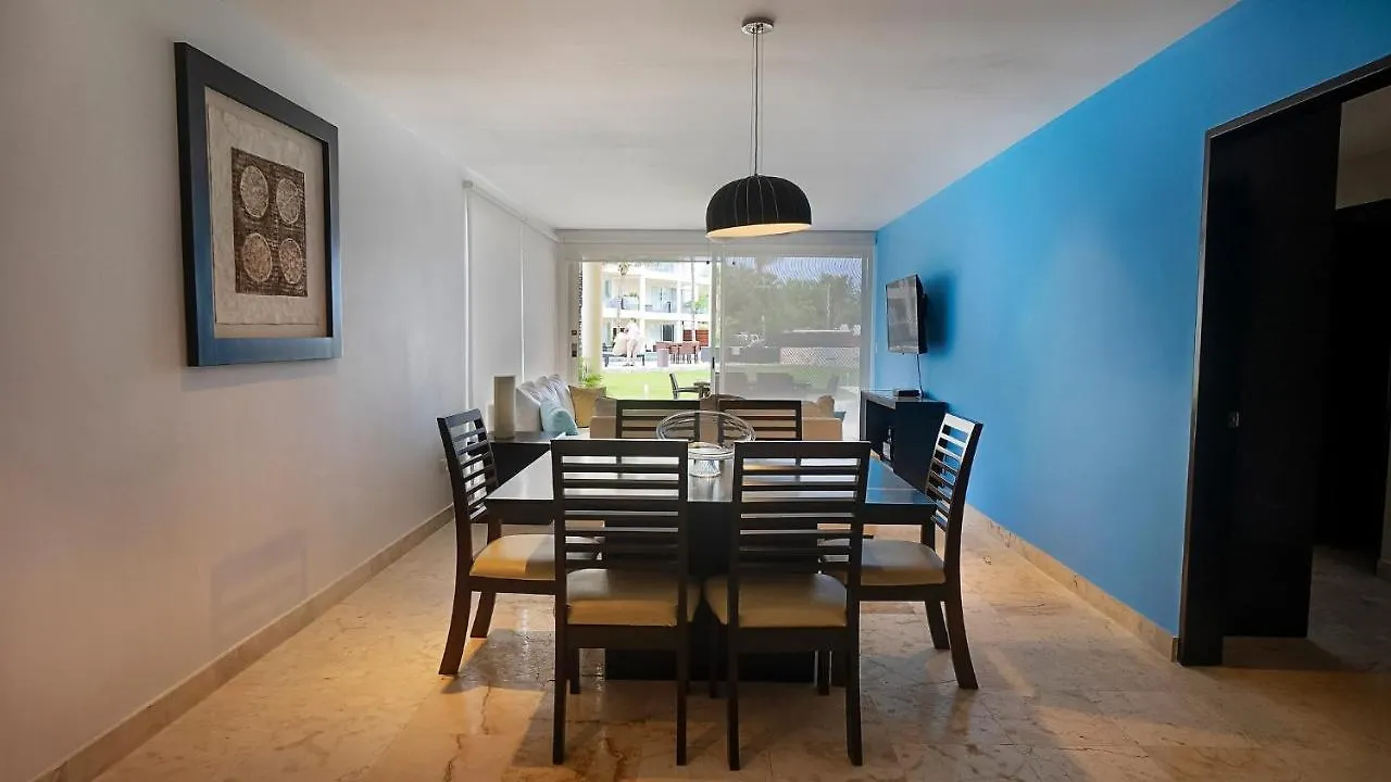 Elements Garden House 2 Condo Πλάγια Ντελ Κάρμεν 0*,